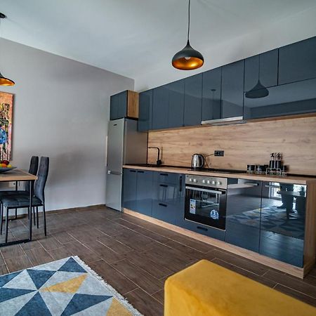 E&S Luxury Suite Apartments Ohri Dış mekan fotoğraf