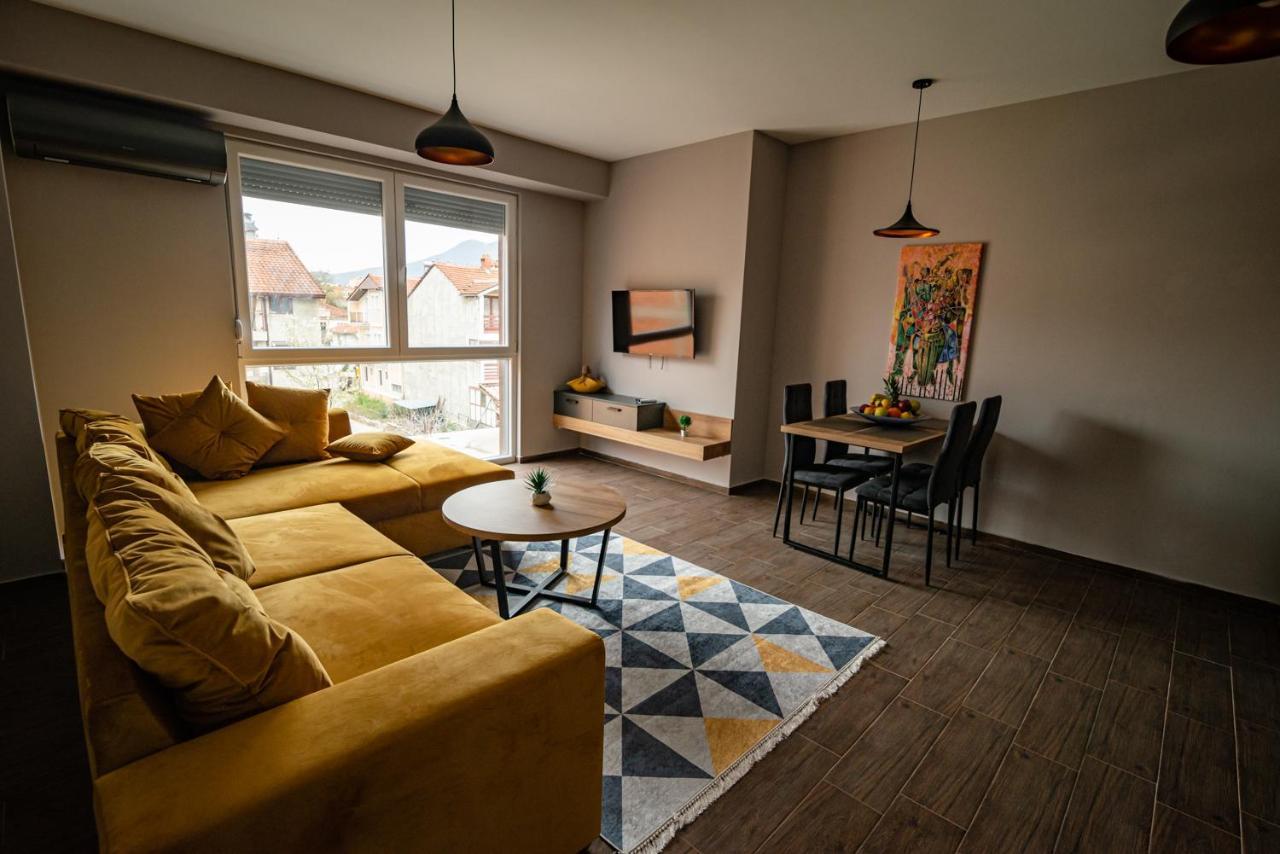 E&S Luxury Suite Apartments Ohri Dış mekan fotoğraf