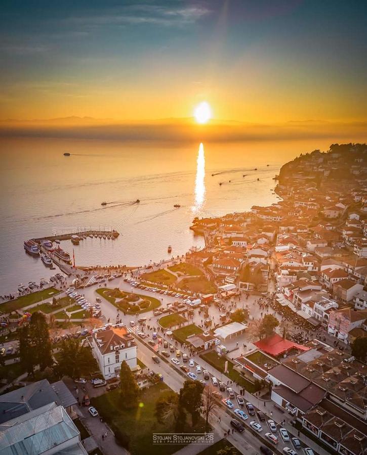 E&S Luxury Suite Apartments Ohri Dış mekan fotoğraf